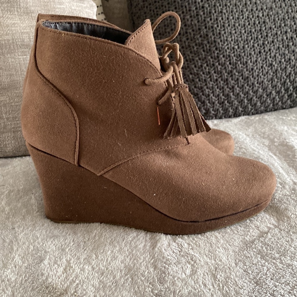 Report booties - Picture 3 of 4